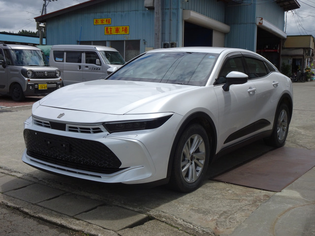 クラウンクロスオーバー2.4 RS アドバンスト E-Four advanced 4WD