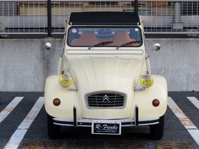 新品！！シトロエン２CV　合わせました！ sddefault.jpg