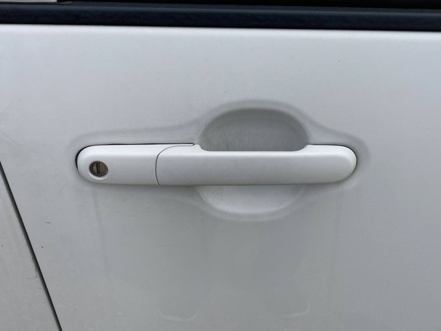 �y�x�����z���i�X�z���Ԃ������������܂��āA���ɗL�������܂��B�݌Ɏԗ��ɂȂ�܂��̂ŁA���񂲓s���̋X�������ɁA���ɗ��ĉ������B���X�\��������ƁA���ē����X���[�Y�ł��B