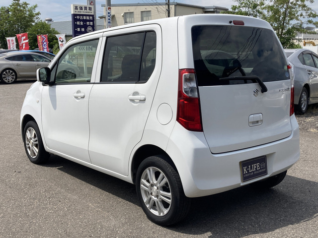 �y�x�����z���i�X�z���Ԃ������������܂��āA���ɗL�������܂��B�݌Ɏԗ��ɂȂ�܂��̂ŁA���񂲓s���̋X�������ɁA���ɗ��ĉ������B���X�\��������ƁA���ē����X���[�Y�ł��B