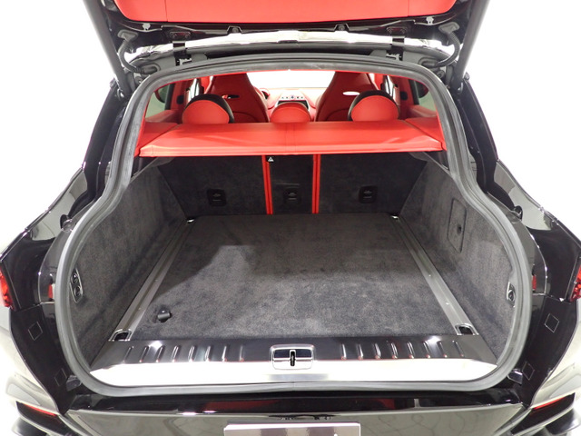 ���Q�b�W���[����632L�̎ԍڂ��\�ł����A���A�V�[�g��|���g�����邱�Ƃ��\�ł��̂Ŏg�����͎��R���݂ł������܂��B