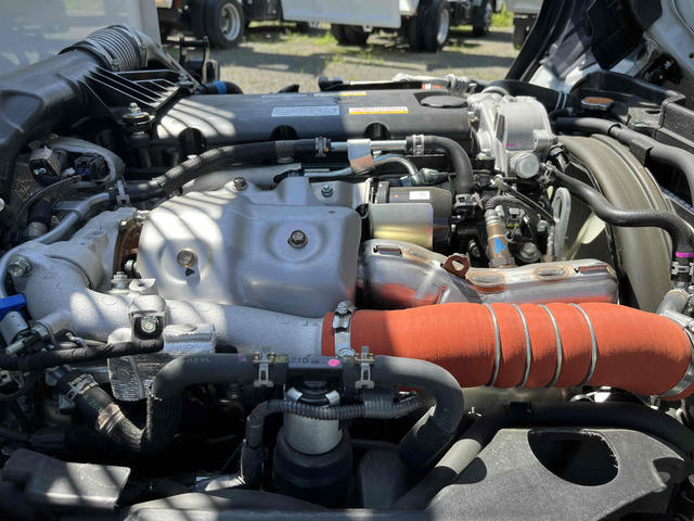 �G���W���^��4JZ1