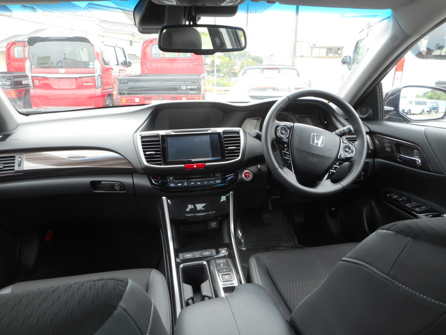 アコード2.0 ハイブリッド EX