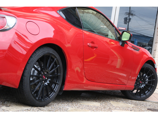 ���Ԃ��{�f�B�ɍ����z�C�[�����X�^�C���b�V���ł�!