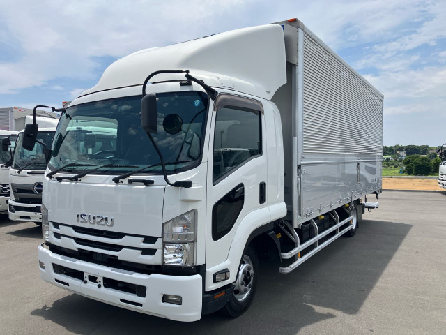 フォワードウィング