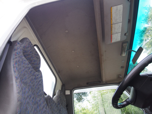 いすゞ エルフ ロング アルミブロック 積載2t AT 158.0万円 平成13年