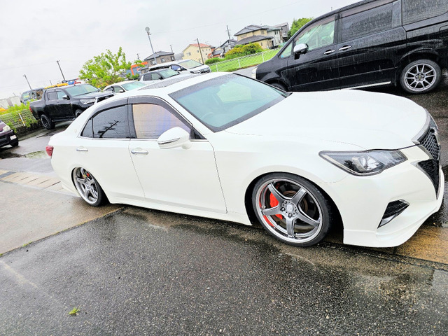 トヨタ クラウンアスリート 2.0 S-T 268.0万円 平成28年(2016年