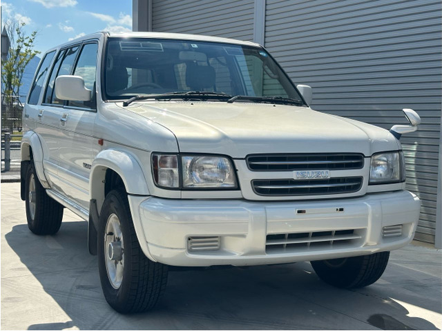 ビッグホーン(いすゞ) 3.5 プレジールII ロング 4WD　3500cc ガソリン車 AT 中古車画像