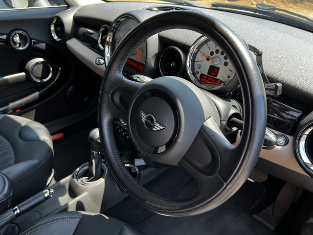 ������̎��q�̏��ݒn�͐�t����c�s�ƂȂ�܂��̂Ō��Ԋm�F�ɂ͂��\������������Ă���܂��B�݌ɏ󋵂ɂ��ړ�����ꍇ���������܂��B�����X�O�ɕK�����d�b�ɂĂ��₢���킹���������B