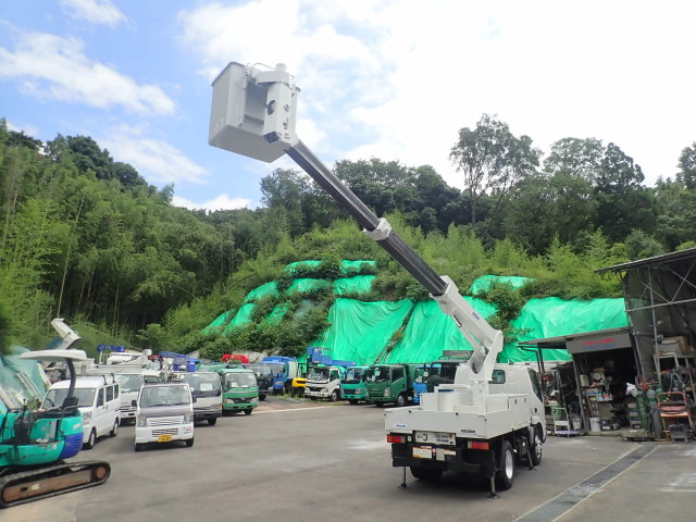 デュトロ高所作業車