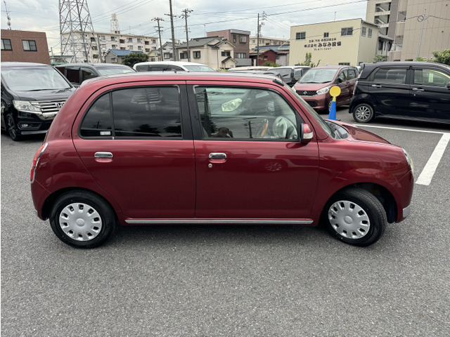 �i�r�E�o�b�N���j�^�[�EETC�E�n�f�W�`���[�i�[�E�t���b�v�_�E�����j�^�[���̗p�i�������k���������B���݂����̂��Ԃ���̕t���ւ��A�������ݎ��t�����\�ł��B