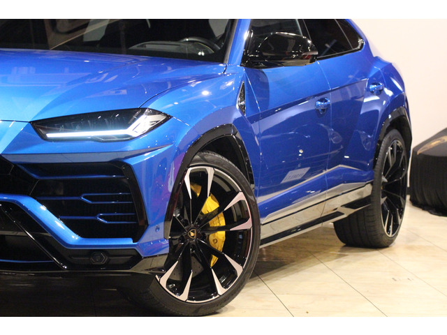 ウルス4.0 4WD