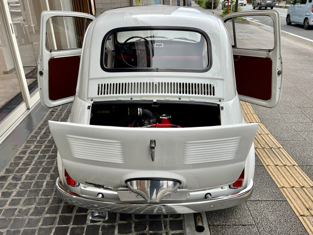 フィアット チンクエチェント 500L 4MT カンパニョーロ風AW フィアット チンクエチェント 500L 4MT カンパニョーロ風AW