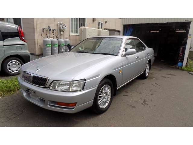 ローレル2.5 25メダリスト FOUR 4WD