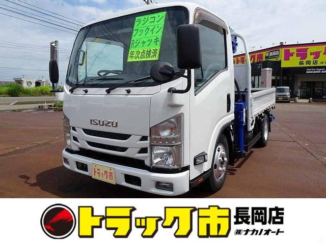 エルフ(いすゞ) 3.0 ハイキャブ セミロング フルフラットロー ディーセル　2t タダノ4段クレーン付 中古車画像