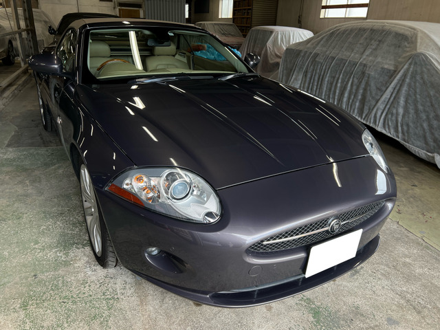 4�V�[�^�Ƃ���C���e���A�ɁA�G���S�m�~�b�N�E�_�b�V���{�[�h�͐l�ԍH�w�ɍS�����݌v�ŁA�X�C�b�`�ނ̑���n�͑S�Ď��R�Ɏ肪�͂��悤�Ƀ��C�A�E�g����Ă���܂��B