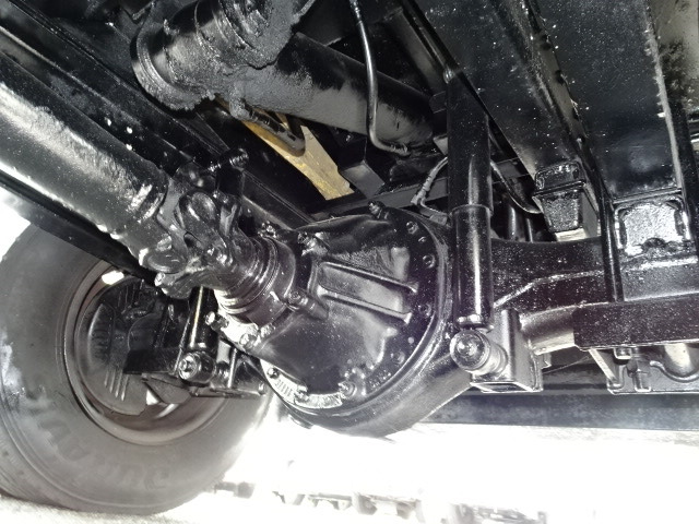 �t�W�}�C�e�B �^��:LP581 ����:2010185 �e��:5.1m3 �ύډ׏d���S�ʒu�A�ה����S�ʒu���1.270m �A���ғ��{�^���L��! �p�b�J�[�������ݍ��ݐς݃_���v�r�o�ł��B