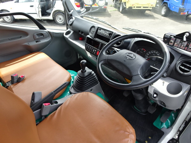 �����͑������ꂠ��܂����A�N���ɂ��Ă��Y��ȕ��ł��B �n���h���C�ꂠ��B �V�䔖����L��B �x�b�h�X�y�[�X�����B �V�K�[���C�^�[���B �r�X�������L��B �I�[�f�B�I��O�����L��B