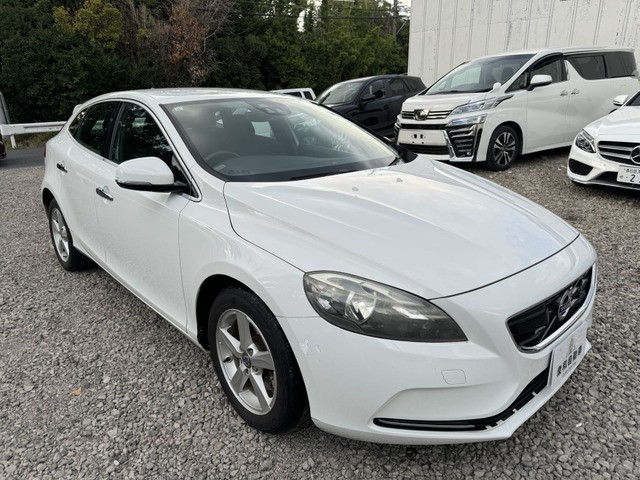 V40(ボルボ) T4 中古車画像