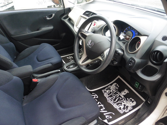 フィットハイブリッド1.3