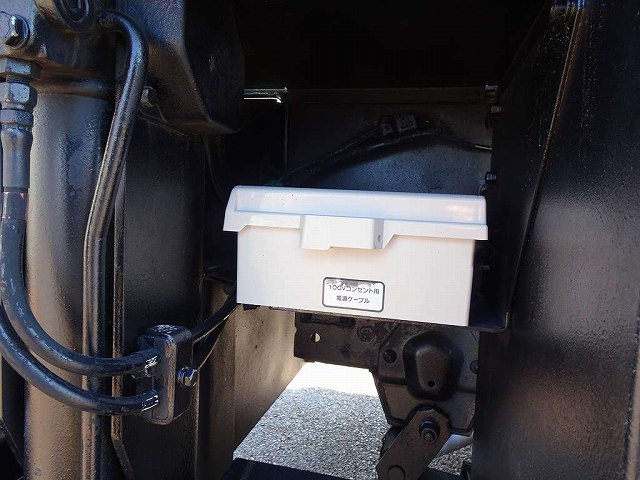 �A�C�`�� SB10A 9.7M 2693h �ő�o�P�b�g�ύډ׏d200kg FRP���o�P�b�g/��U��/��Ɠ�1�� �E���A100V�R���Z���g�p�d���P�[�u���t �����A�n��A�[�X�R�[�h�t �㕨���E�H��I&�E���͂����|