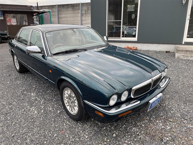 XJ(ジャガー) XJ エグゼクティブ 3.2-V8　ウッドハンドル ベージュ革 中古車画像