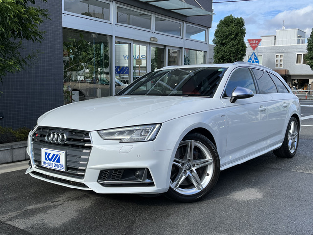 S4アバント(アウディ) 3.0 4WD　レザーパッケージ パノラマルーフ 中古車画像