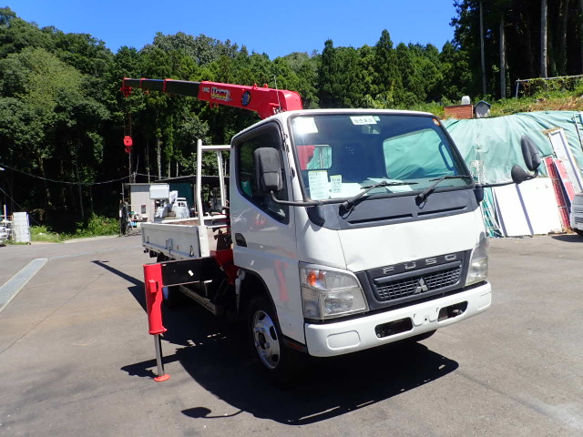 ���O���͔N�������ł��B���ЂɂĎԗ��̑S�h��(��)������܂��B(���ʓr����)