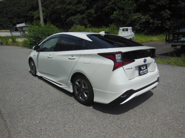 プリウス1.8 A ツーリングセレクション
