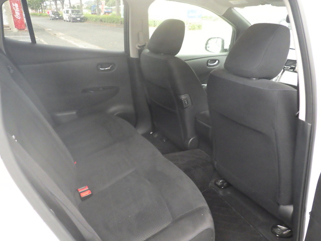 �[�ԑO�ɍ��Ɛ����m�ɂ��_���E�����A���O�����O��N���[�j���O���s���[�Ԃ����Ē����܂��B