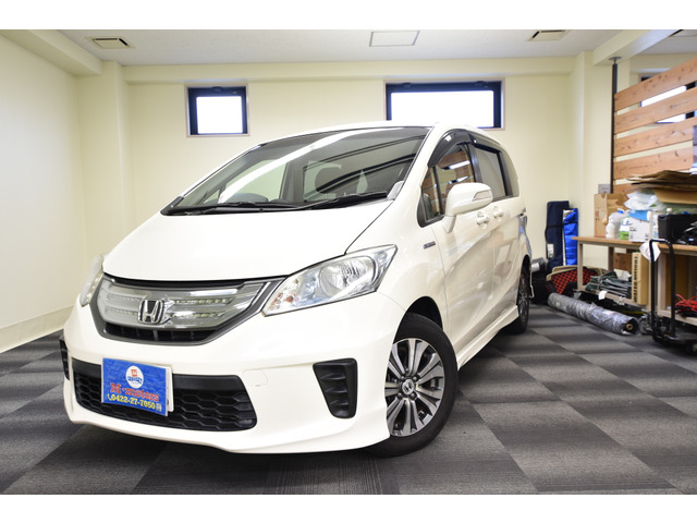 �R��̓��b�^�[15km���炢!�R��ǂ��̂ł��Ƒ��Ńh���C�u�y����ł�������!ETC��N���[�Y�R���g���[�����t���Ă��܂��̂ō����ړ����y����ł�!�Ԍ����t���Ă܂��̂ł��[�Ԃ܂ōŒZ10���ł����܂���!