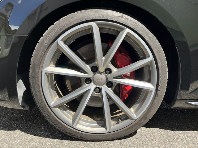 アウディ S4アバント 3.0 4WD 19インチホイール/KW車高調/赤革 アウディ S4アバント 3.0 4WD 19インチホイール/KW車高調/赤革