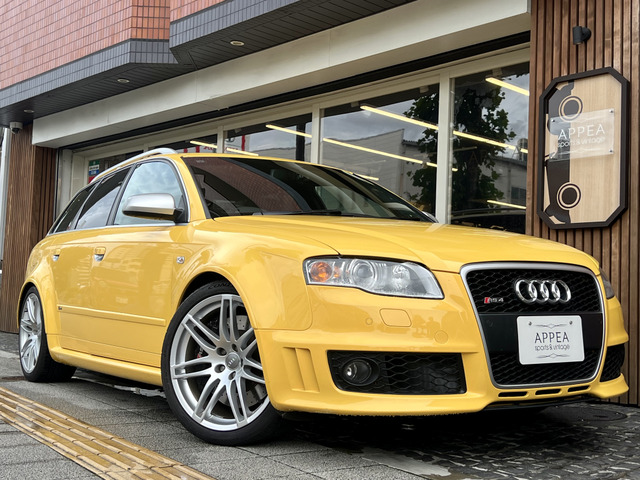 RS4アバント(アウディ) 4.2 4WD　右H&amp;6MT ガラスSR 走行3万K台 中古車画像