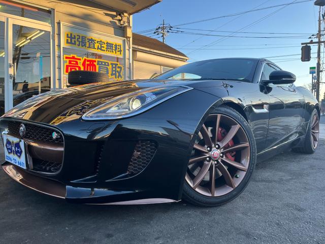 自社にて内装の除菌消臭クリーニングや外装のコーティングの工場をオープン致しました!専門のベテランスタッフが隅々まで綺麗に仕上げて納車致します!