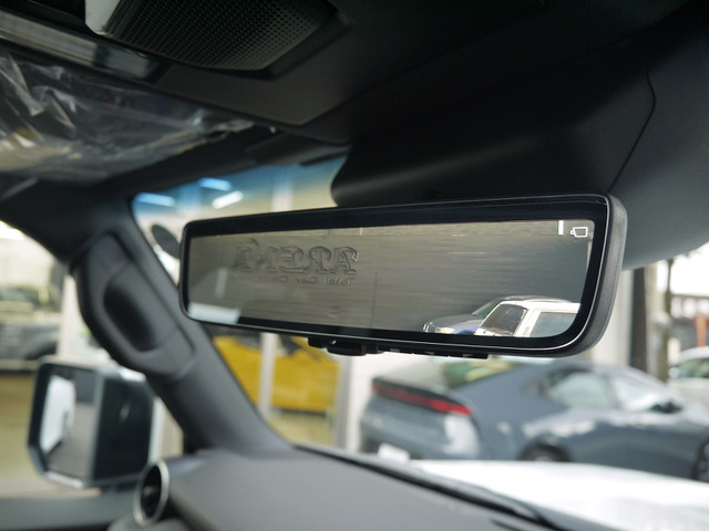 �f�W�^���C���i�[�~���[