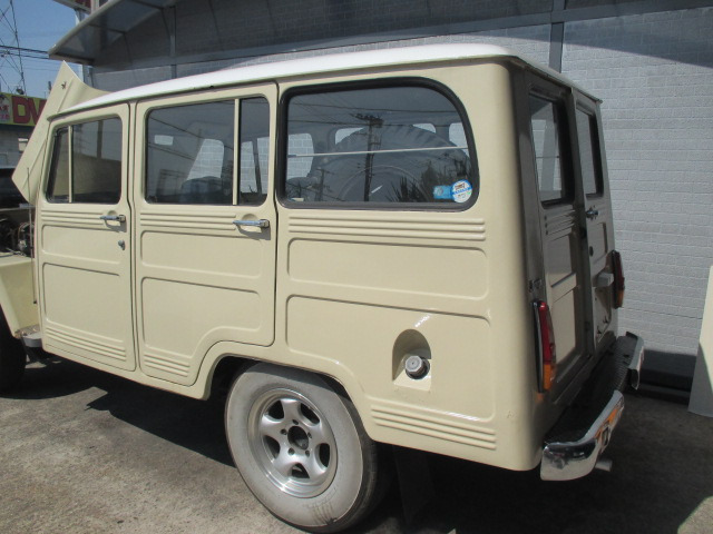 三菱 ジープ 2.4 4WD NOX不適合です 188.0万円 昭和54年(1979年) 大阪府 中古車 - 価格.com