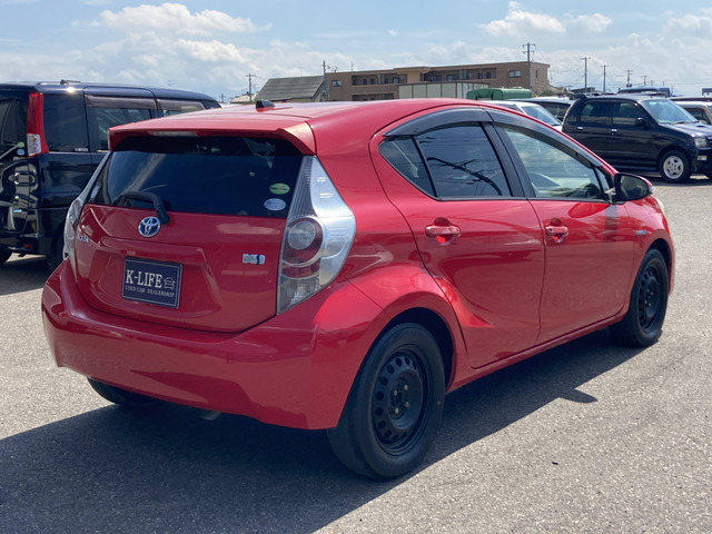 �y�x�����z���i�X�z���Ԃ������������܂��āA���ɗL�������܂��B�݌Ɏԗ��ɂȂ�܂��̂ŁA���񂲓s���̋X�������ɁA���ɗ��ĉ������B���X�\��������ƁA���ē����X���[�Y�ł��B