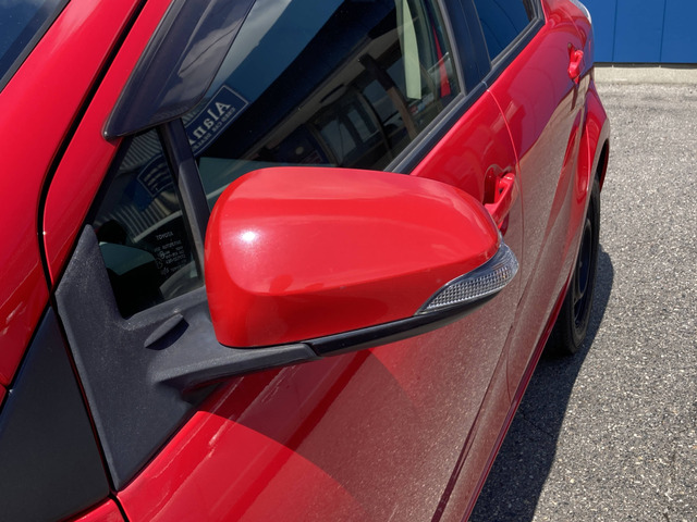 �y�x�����z���i�X�z���Ԃ������������܂��āA���ɗL�������܂��B�݌Ɏԗ��ɂȂ�܂��̂ŁA���񂲓s���̋X�������ɁA���ɗ��ĉ������B���X�\��������ƁA���ē����X���[�Y�ł��B