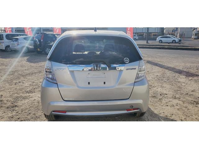 フィットハイブリッド