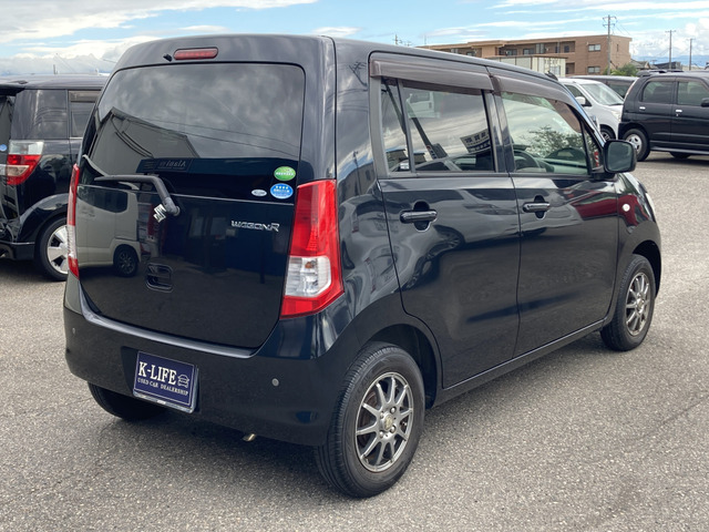 【支払総額推進店】お車をご覧い頂きまして、誠に有難う御座います。在庫車両になりますので、是非ご都合の宜しい時に、見に来て下さい。来店予約をされると、ご案内がスムーズです。