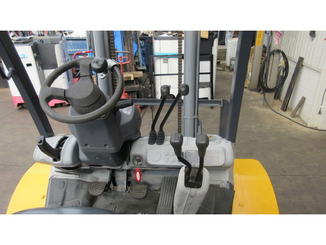 コマツエンジンフォークリフト