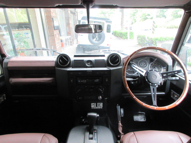 ディフェンダー110 SW ディーゼル 4WD