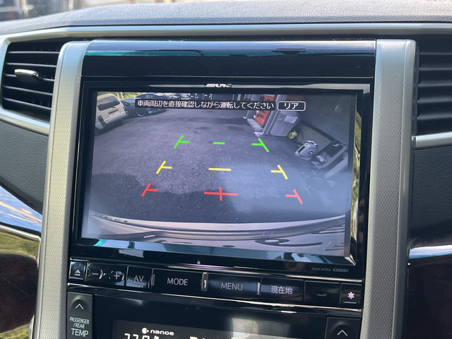 中古車の販売が中心になりますが、新車の販売も取扱いございます。