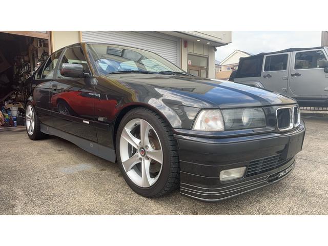 3シリーズセダン325i