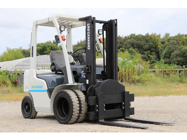 ユニキャリアエンジンタイプ　フォークリフト