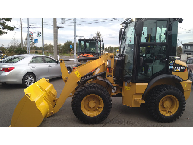 CATホイールローダー