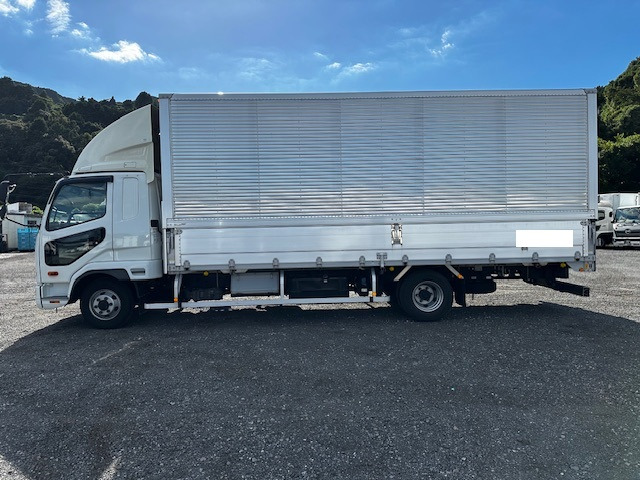 ファイターウィング