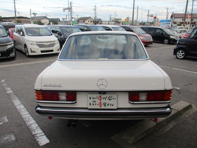 総額金額の中には法廷車検2年、自動車税、無料保証もすべて含んでおります!ご安心ください!おまかせください!直通TEL0569-84-1338