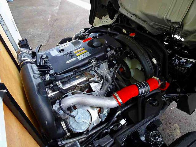 �G���W�����[��