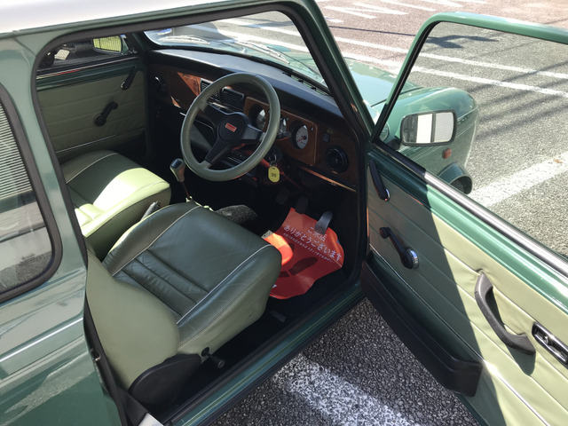 ミニクーパー1.3i 35thアニバーサリー